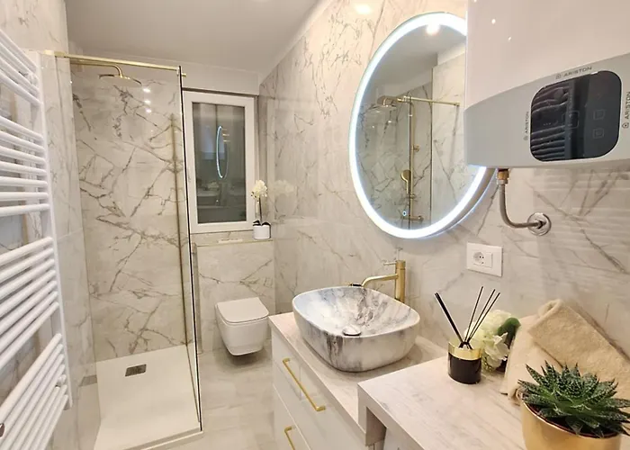 Leona Lägenhet Split